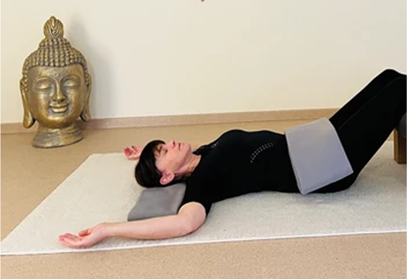 Yin Yoga und Osteopathie Workshop Samstag 19.10.24 mit Therapeutin Celine als